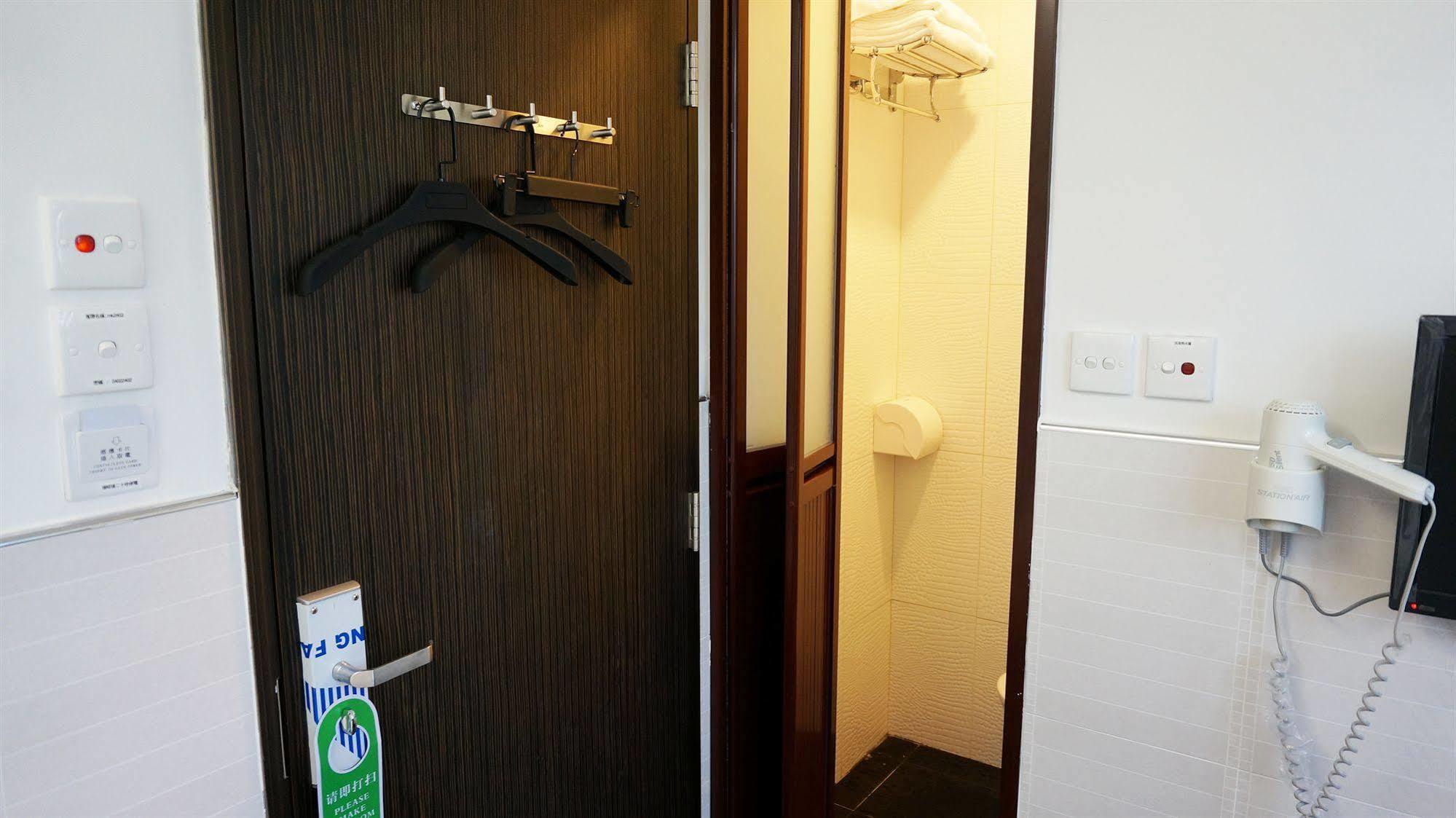 Kowloon Mongkok 1812 Guest House Гонконг Екстер'єр фото